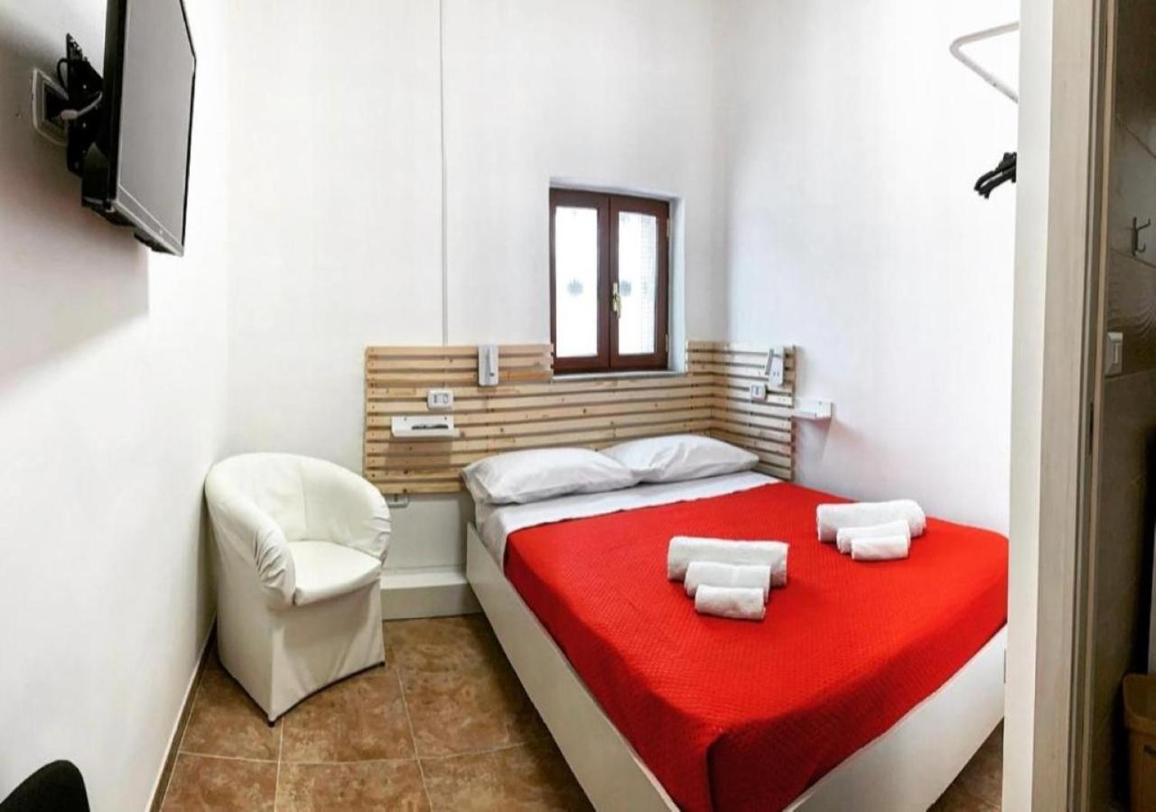 Miris Home Fast And Comfortable With Self Check In 8 Minutes Walk Near Naples Airport Luaran gambar
