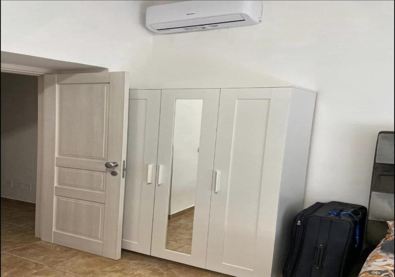 Miris Home Fast And Comfortable With Self Check In 8 Minutes Walk Near Naples Airport Luaran gambar