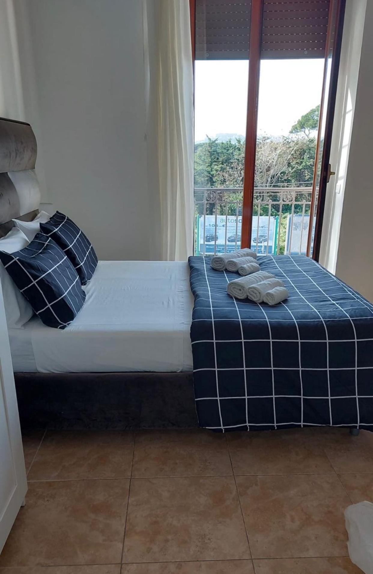 Miris Home Fast And Comfortable With Self Check In 8 Minutes Walk Near Naples Airport Luaran gambar