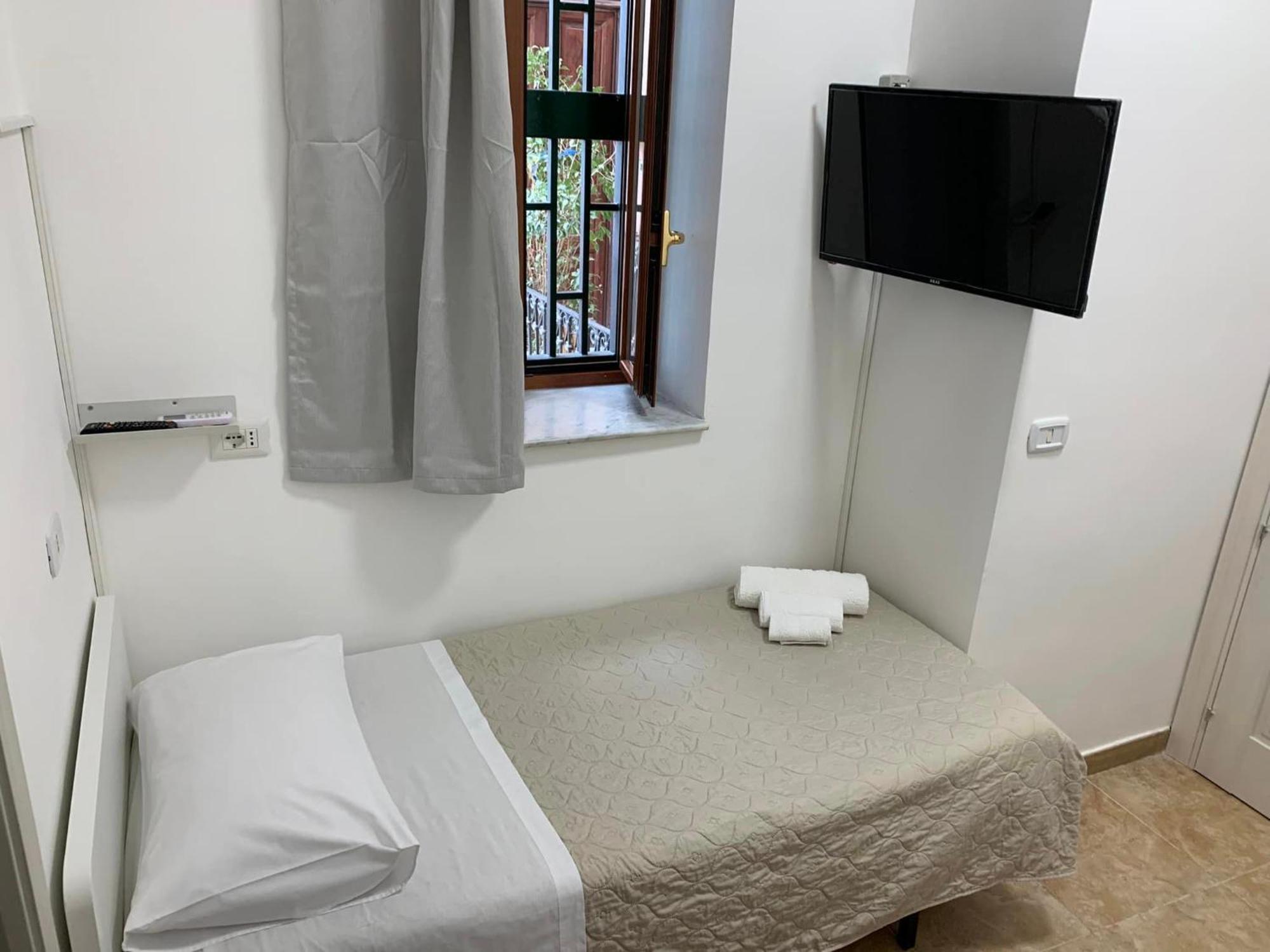 Miris Home Fast And Comfortable With Self Check In 8 Minutes Walk Near Naples Airport Luaran gambar