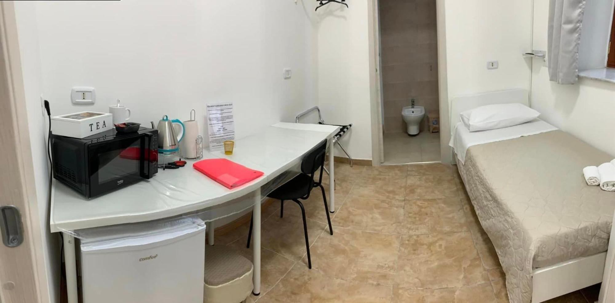 Miris Home Fast And Comfortable With Self Check In 8 Minutes Walk Near Naples Airport Luaran gambar